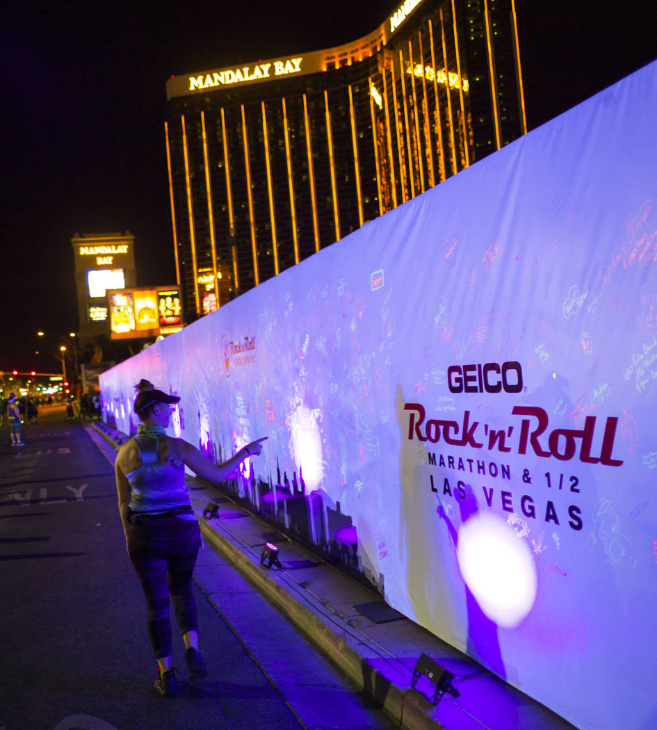 A memorial wall in honor of victims of the Oct. 1 shooting during the Rock 'n' Roll Marathon in Las Vegas on Sunday, Nov. 12, 2017. Chase Stevens Las Vegas Review-Journal @csstevensphoto