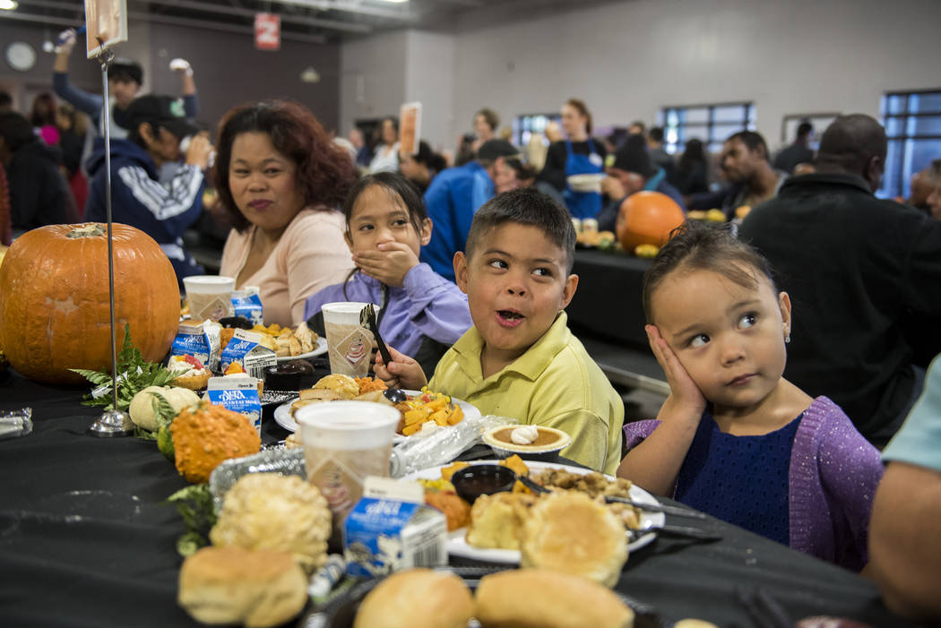 Las Vegas charities preparing Thanksgiving meals for thousands
