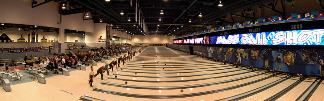 USBC, United States Bowling Congress at Cashman Center. 2-21-2009
2-21-2009; United States Bowling Congress  (USBC), Mass Ball Shot at Cashman Center. Panorama photo by Bob Brye.