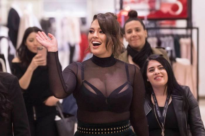 Ashley Graham debuts lingerie line at Las Vegas Macy's, Celebrity