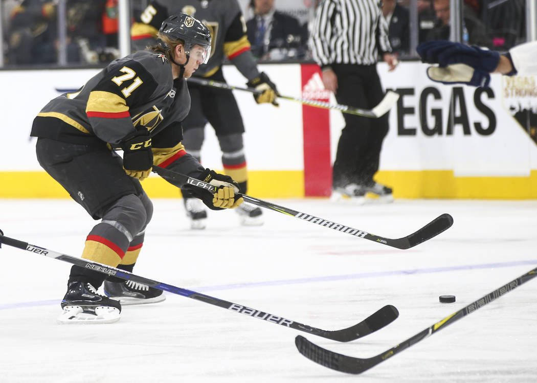 Golden Knights' William Karlsson (71) moves the puck against the Florida Panthers during an NHL hockey game at T-Mobile Arena in Las Vegas on Sunday, Dec. 17, 2017. Chase Stevens Las Vegas Review- ...