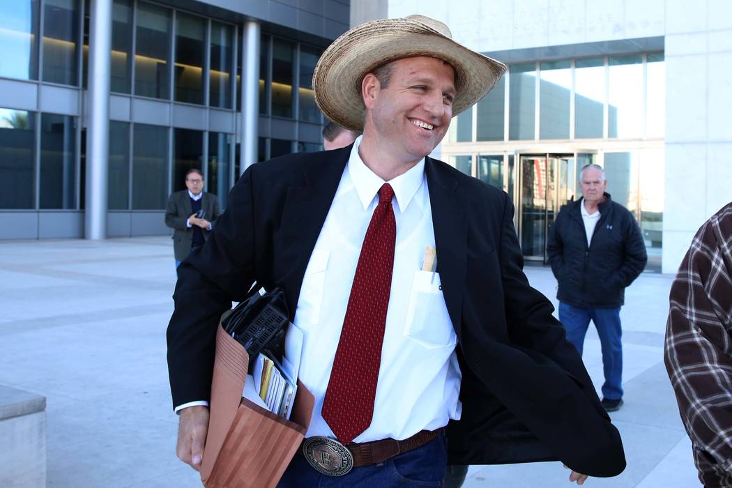 Las Vegas judge hints at mistrial in Bunkerville standoff case | Bundy ...