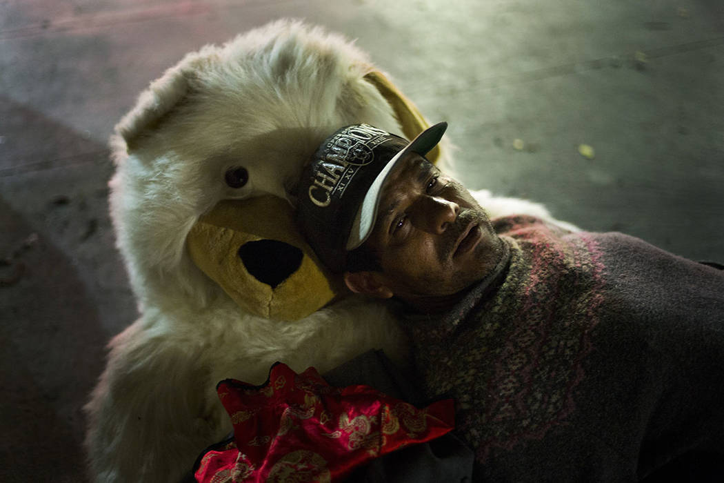 Skid Row in Los Angeles battles poverty, drug addiction 