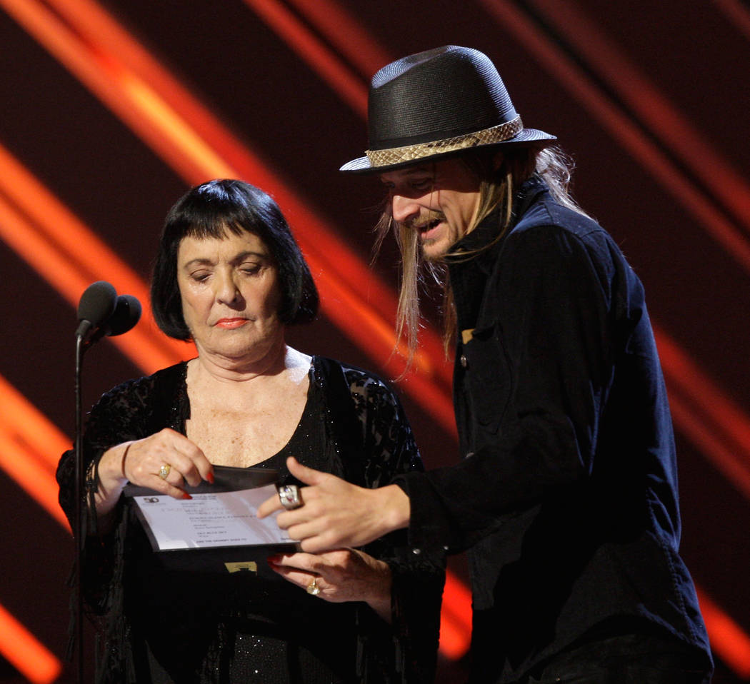 Kid Rock and Keely Smith present an award at the 50th Annual Grammy Awards on Sunday, Feb. 10, 2008, in Los Angeles. (AP Photo/Kevork Djansezian)