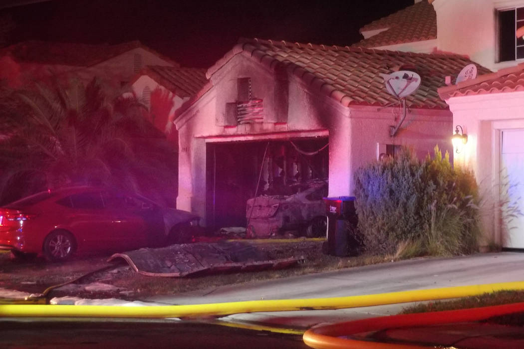 House damaged in early morning North Las Vegas fire Las Vegas Review