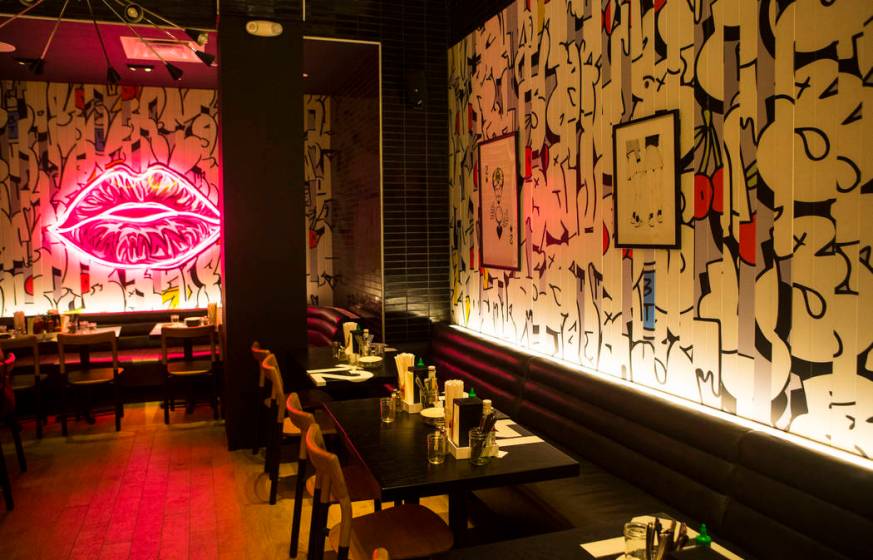 Black Tap brings famous ‘Crazy Shakes’ to Las Vegas Strip — VIDEO Las Vegas ReviewJournal