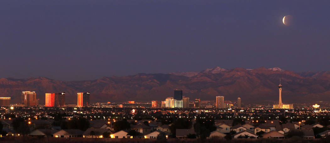 Super blue blood moon over Las Vegas — PHOTOS | Las Vegas ...