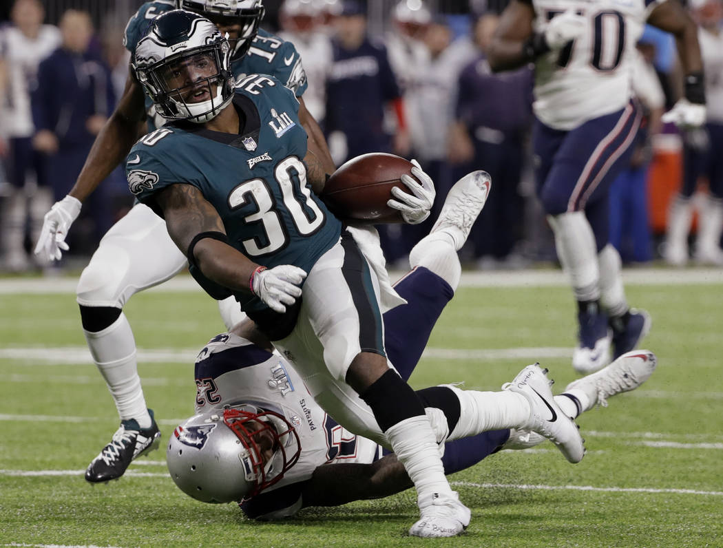 Undrafted rookie RB Corey Clement soars in Super Bowl for Eagles