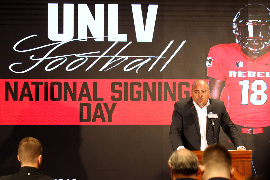 UNLV football coach Tony Sanchez gets defensive on recruiting trail