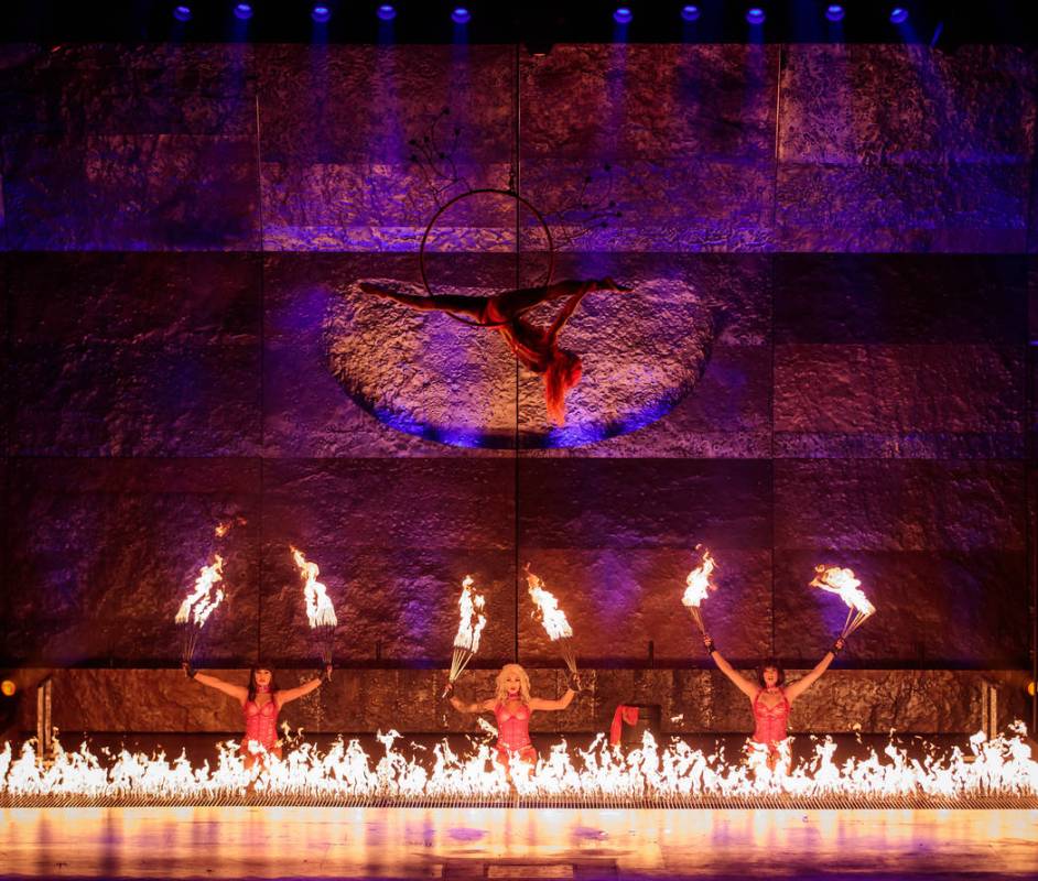 Inferno' turns Paris Theater into its own fireplace, Kats, Entertainment