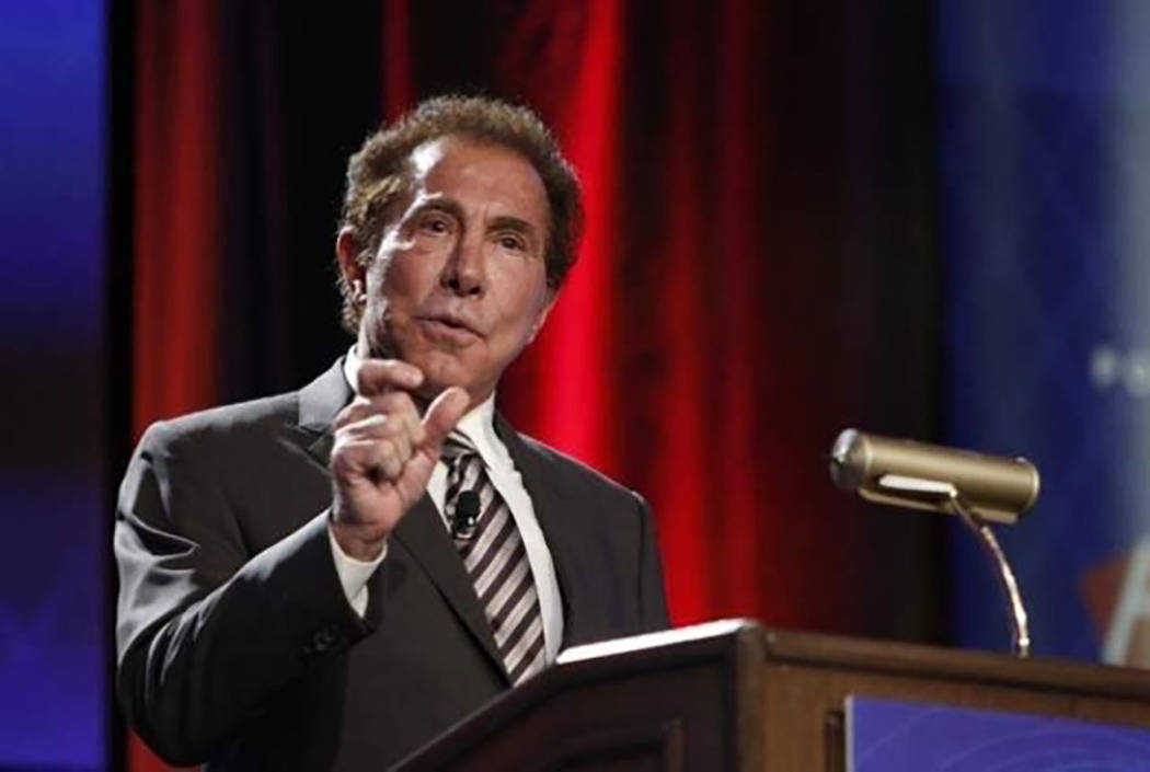 Steve Wynn speaks at a meeting in 2014. (Erik Verduzco/Las Vegas Review-Journal)