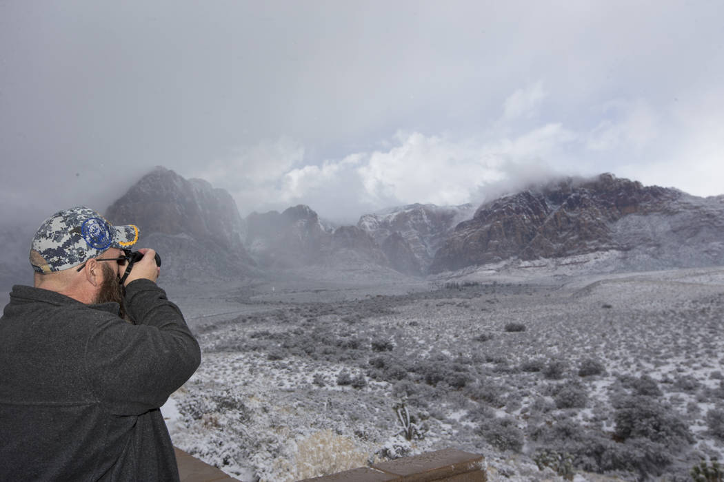 Snowfall at Red Rock Canyon Overlook on Friday, Feb. 23, 2018. Richard Brian Las Vegas Review-Journal @vegasphotograph