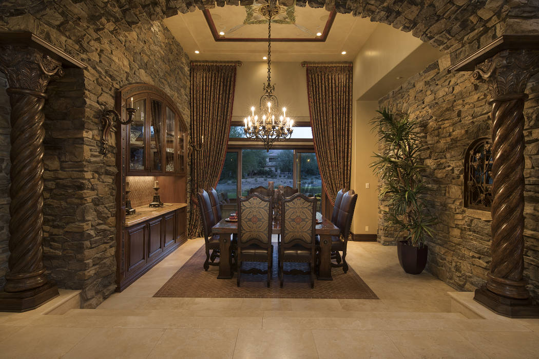 The formal dining room. (Synergy/Sotheby’s International Realty)