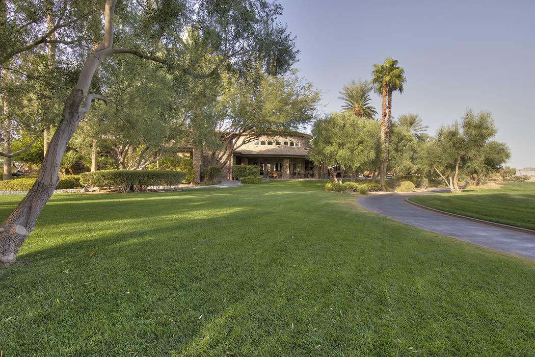 The home sits on the seventh hole of the DragonRidge Golf Course. (Synergy/Sotheby’s International Realty)