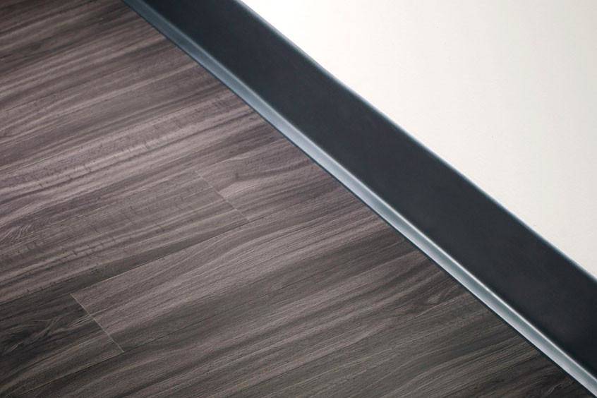 Vinyl Floor Molding