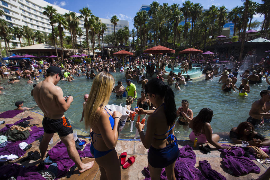 Best Day Pool Parties In Vegas You Don't Wanna Miss