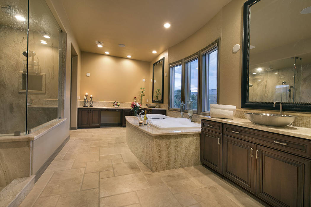 The master bath. (Synergy/Sotheby’s International Realty)