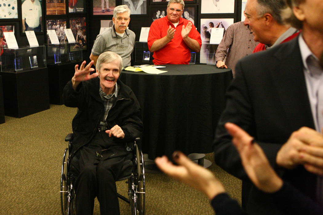 People clap as former NFL quarterback David Humm is acknowledged at the rededication ceremony of the new Southern Nevada Sports Hall of Fame location at Findlay Toyota, 7733 Eastgate Road in Hende ...