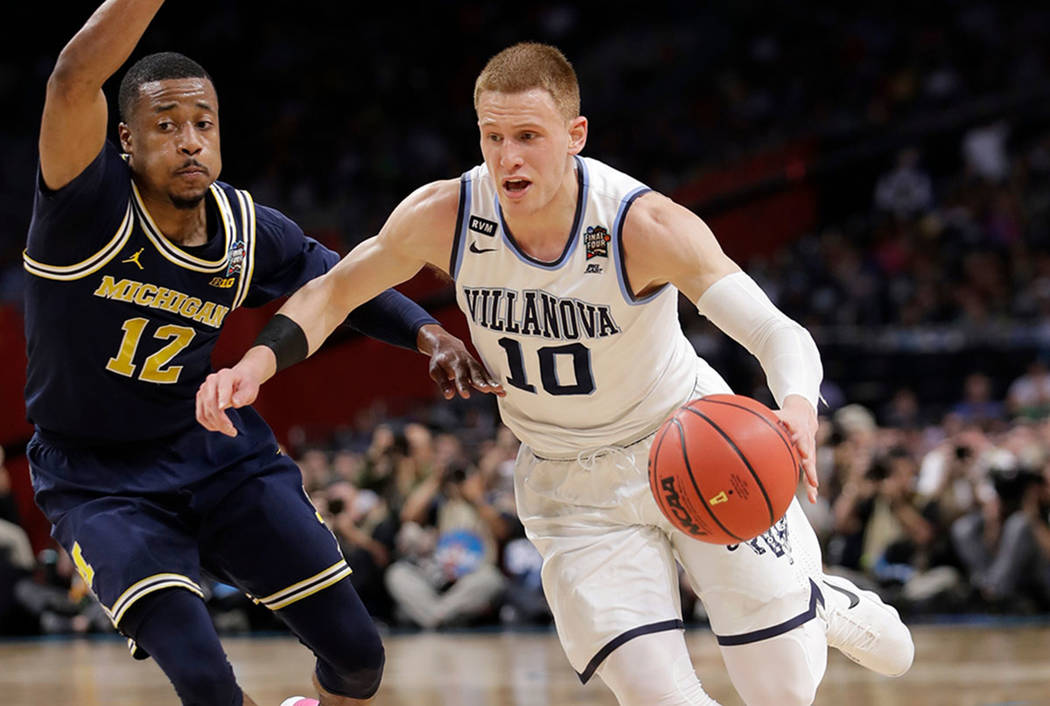 Donte DiVincenzo's block became best photo from Villanova's title win