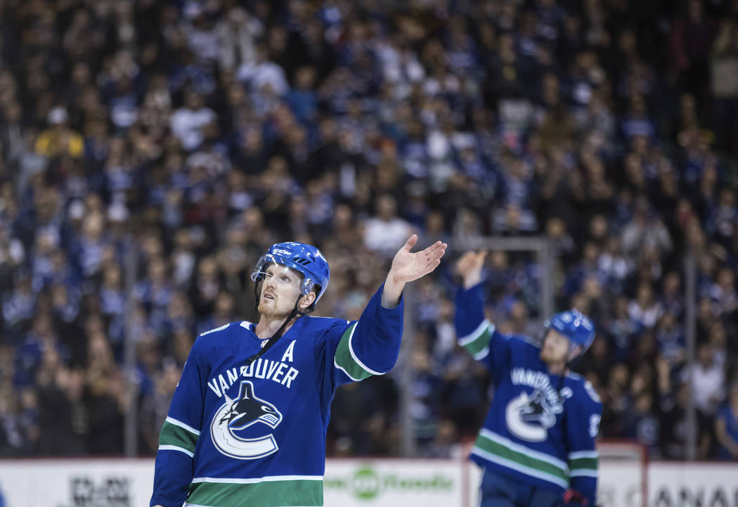 Sedin twins of the Vancouver Canucks to retire after this season
