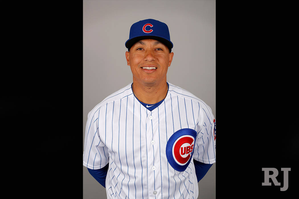 Cubs' Rizzo placed on DL, ex-Rebel Efren Navarro called up