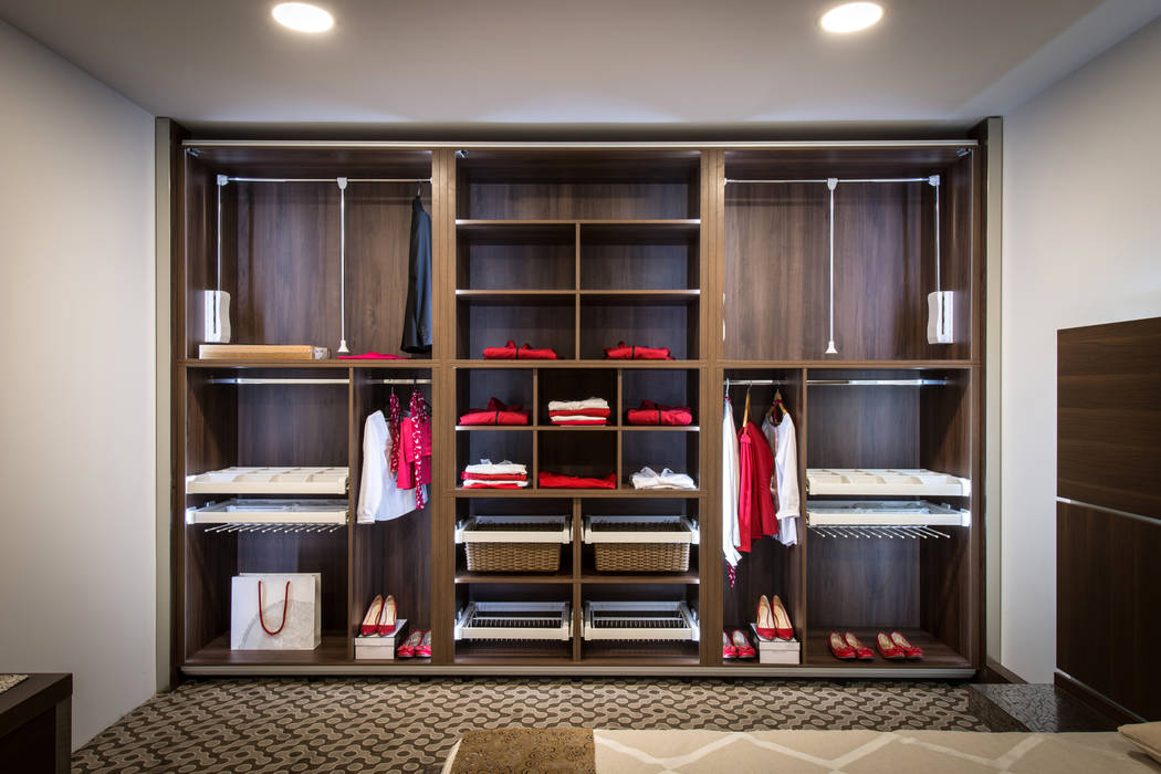 Thinkstock Closets with pull-down racks help homeowners avoid injury by not forcing them to reach up into these storage places.