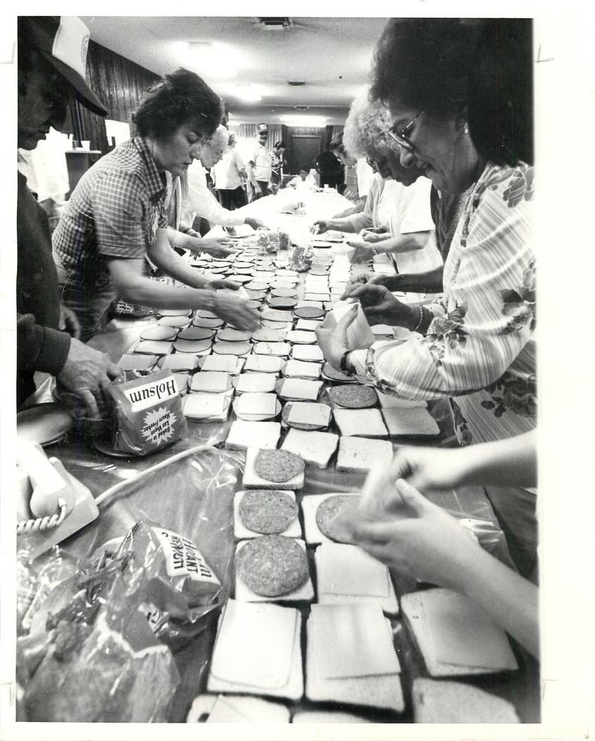 Labor: Culinary Union Strike 1984 - April, 1984 Culinary Union Strike Kitchen. (Gary Thompson/Las Vegas Review-Journal)