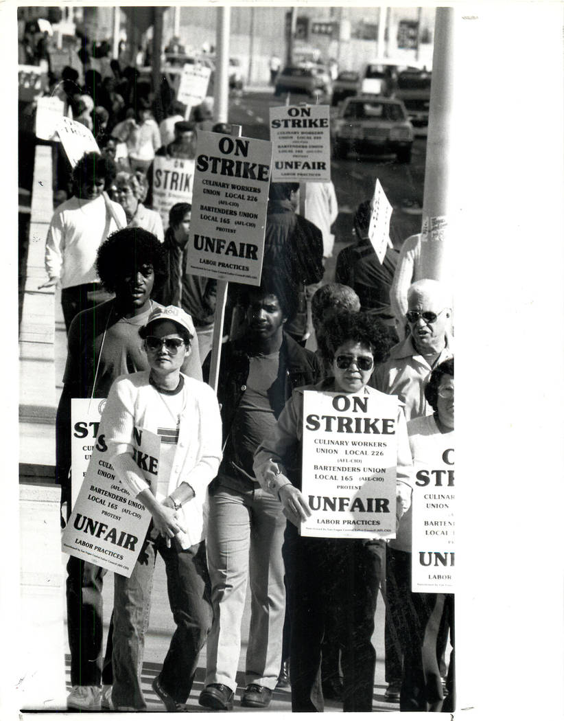 Labor: Culinary Union Strike 1984 - April 1, 1984 Just beginning the strike. (Gary Thompson/Las Vegas Review-Journal)