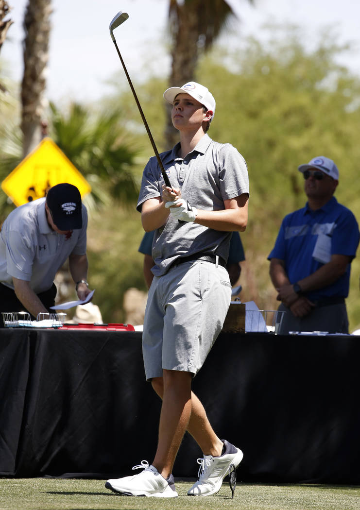 Bishop Gorman High's Mitchell Abbott watches his tee drive during the 2018 NIAA 4A State boys golf tournament at Reflection Bay Golf Club on Monday, May 14, 2018, in Henderson. Bizuayehu Tesfaye/L ...