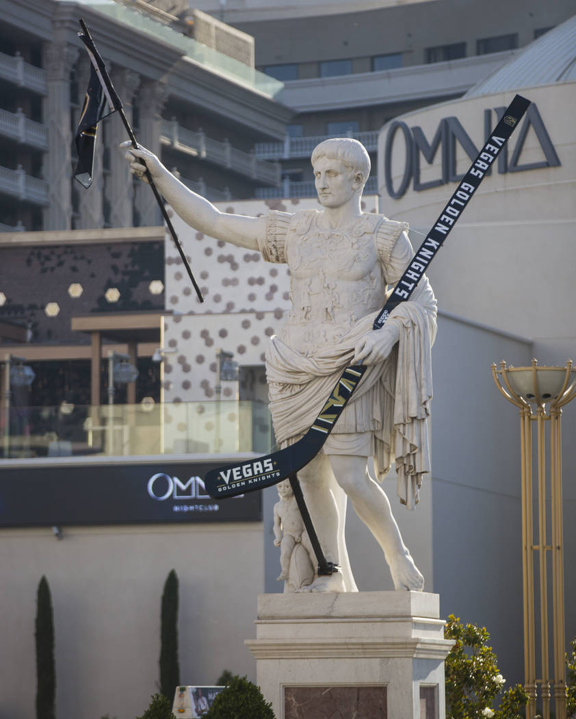 Caesars Palace statue shows support for Golden Knights — PHOTOS, Golden  Knights/NHL