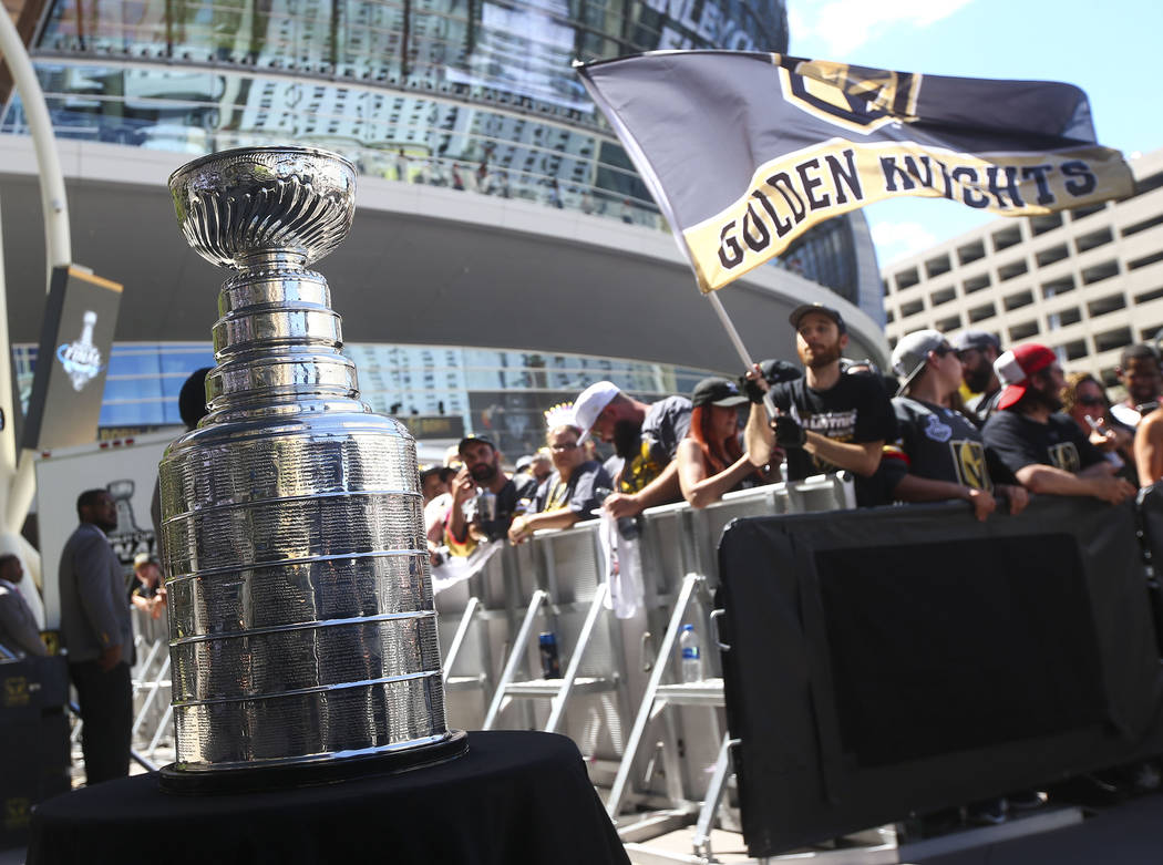 Knights fans swarm T-Mobile Arena for Stanley Cup Game 1 — PHOTOS