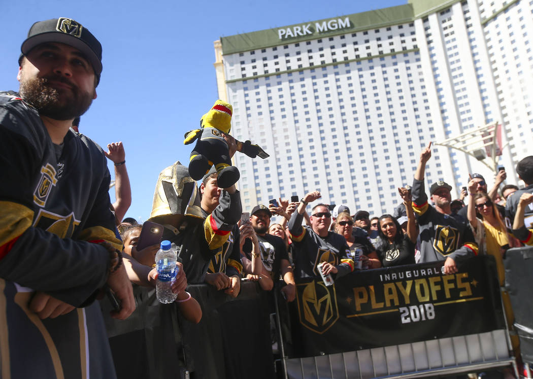 Knights fans swarm T-Mobile Arena for Stanley Cup Game 1 — PHOTOS