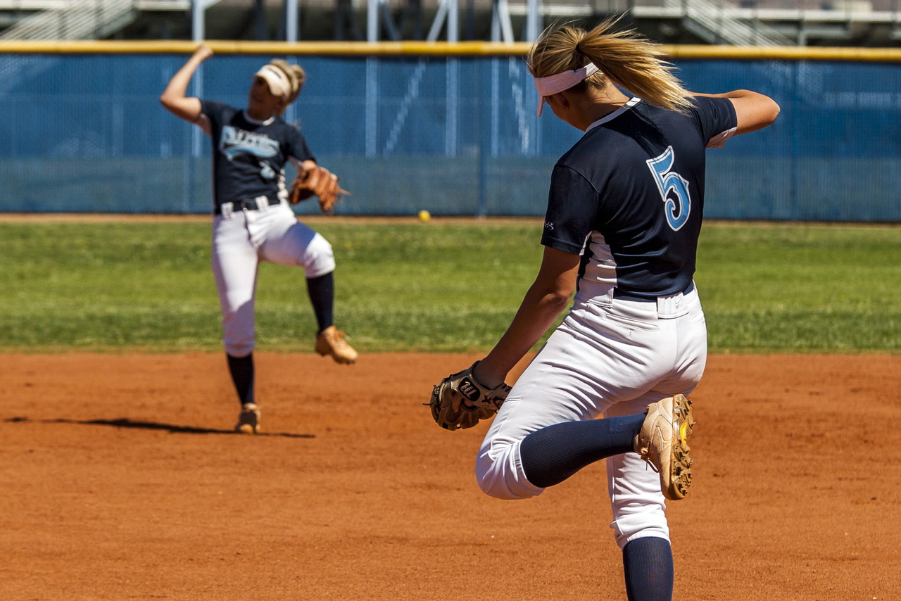 Becker sisters lead Foothill softball into region tournament Las