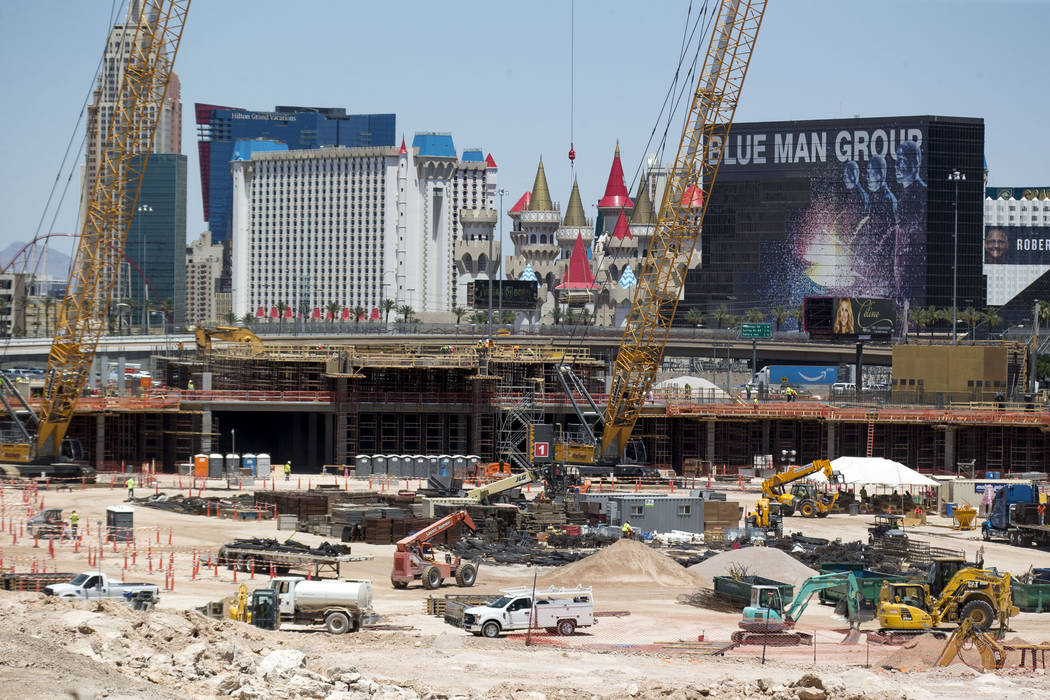 10653362_web1_RAIDERS-STADIUM-UPDATE-JUNE05-18_RB.jpg