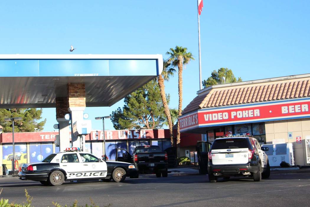 Las Vegas police are investigating two related kidnappings early Thursday morning near Buffalo Drive and Sahara Avenue. (Max Michor/Las Vegas Review-Journal)