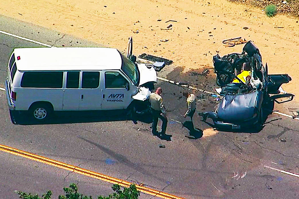 2 adults, 2 baby girls killed in Mojave Desert crash Las Vegas Review