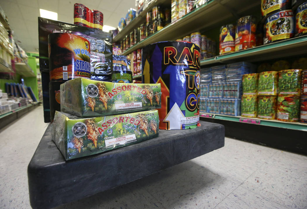 Las Vegas campaign to stop illegal fireworks use fizzles Las Vegas