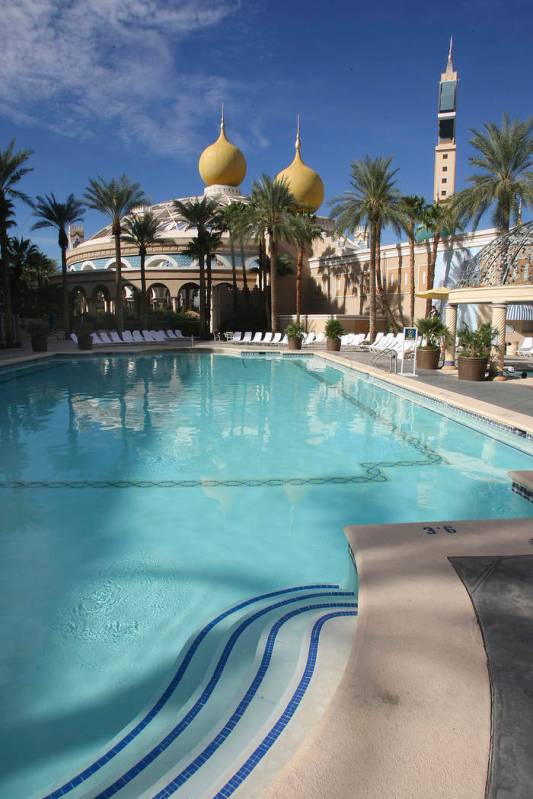 The outdoor pool at the Sahara hotel-casino-casino in November of 2007. (Las Vegas Review-Journ ...