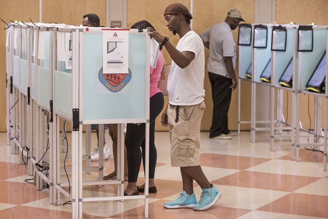 Las Vegans' cast their vote at the Doolittle Community Center on Friday, June 8, 2018, in Las Vegas. (Benjamin Hager/Las Vegas Review-Journal) @benjaminhphoto