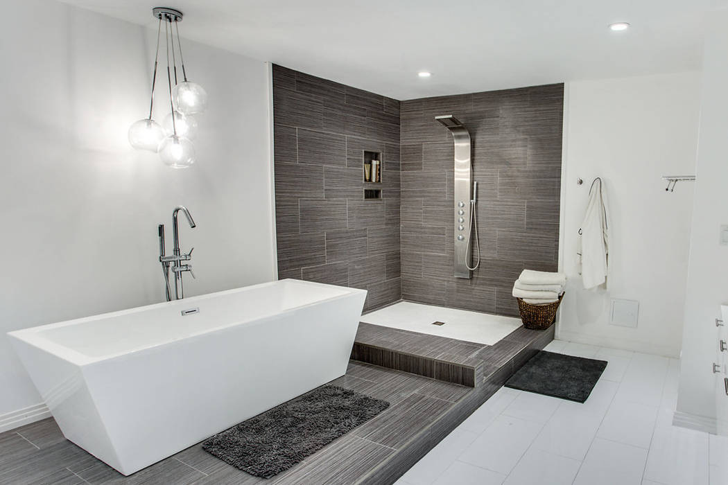 AFTER: The master bath was updated in the remodel. (Sarah Gascoine Stellar Focus)