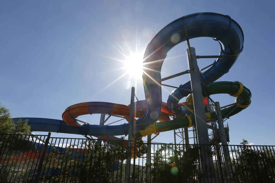 Wet 'n' Wild reopens after being closed for leak