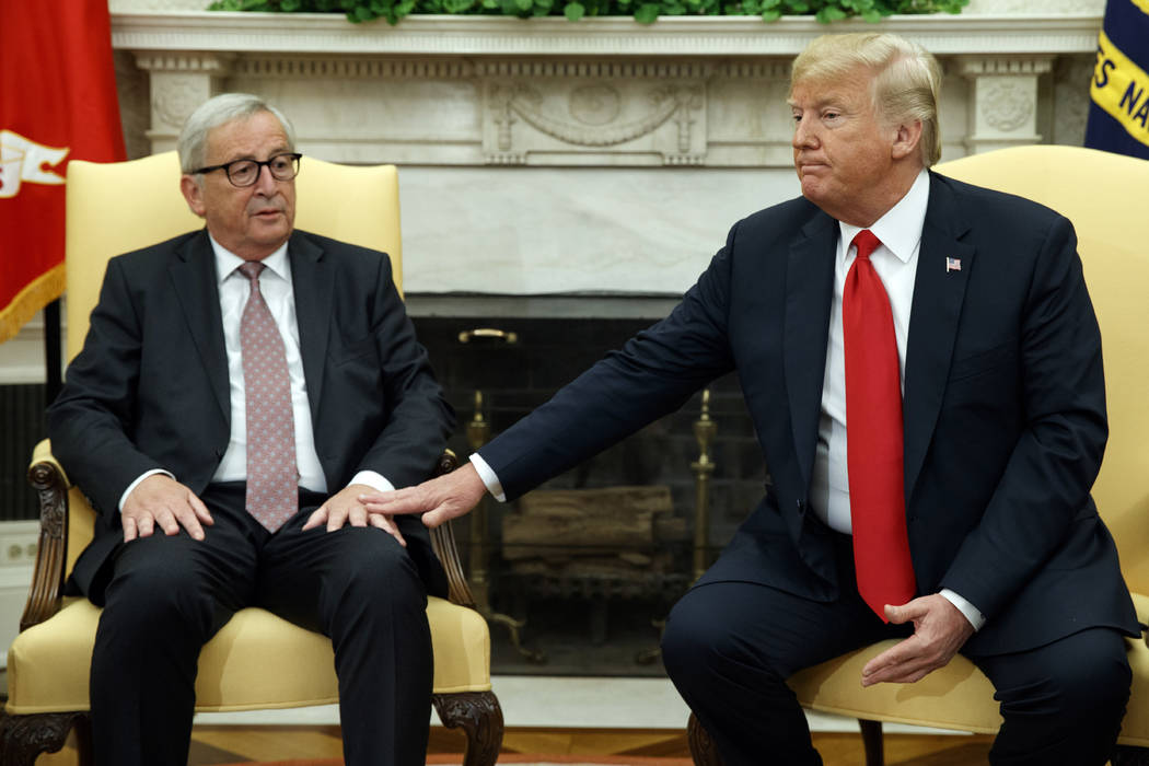 President Donald Trump meets with European Commission president Jean-Claude Juncker in the Oval Office of the White House, Wednesday, July 25, 2018, in Washington. (AP Photo/Evan Vucci)