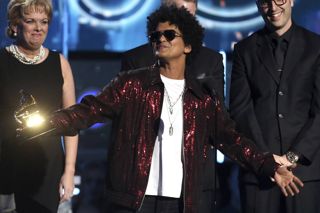 Phones locked up during Bruno Mars concert on Las Vegas Strip Kats