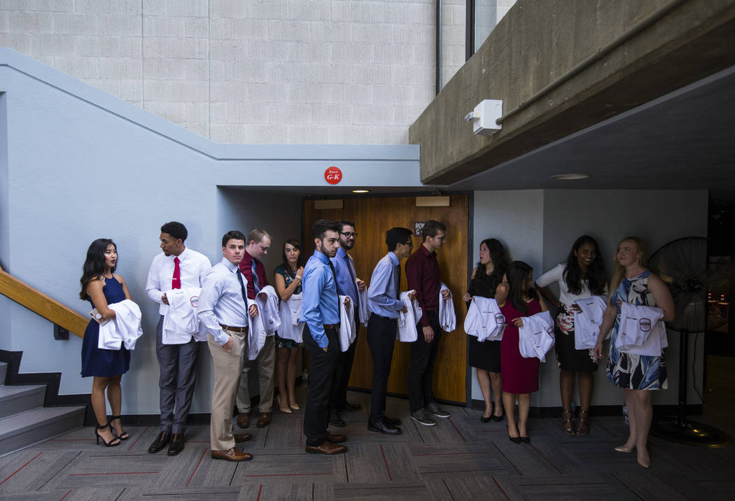Medical school students at UNLV mark their start Las Vegas ReviewJournal
