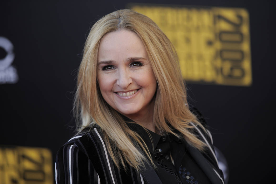 Melissa Etheridge arrives at the 37th Annual American Music Awards on Sunday, Nov. 22, 2009, in Los Angeles. (AP Photo/Chris Pizzello)