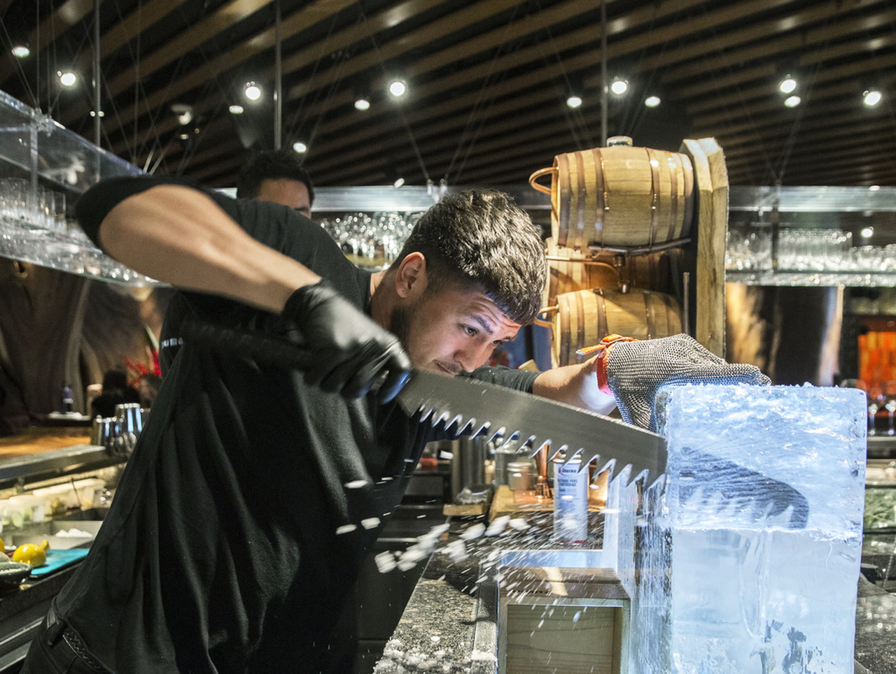 Las Vegas bartenders put hot takes on cocktail ice Food Entertainment