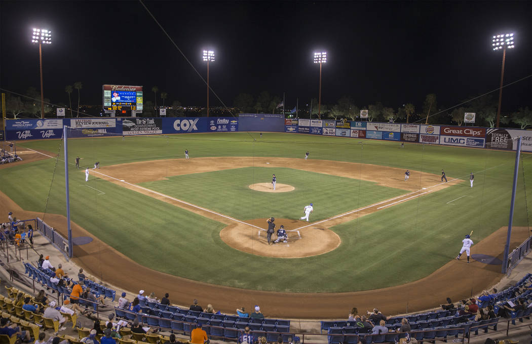 The 51s take on the Tacoma Rainiers on Tuesday, Aug. 28, 2018, at Cashman Field, in Las Vegas. Benjamin Hager Las Vegas Review-Journal @benjaminhphoto