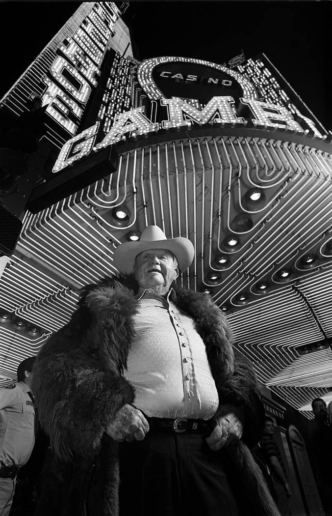 Benny Binion in buffalo fur coat November, 24, 1987.