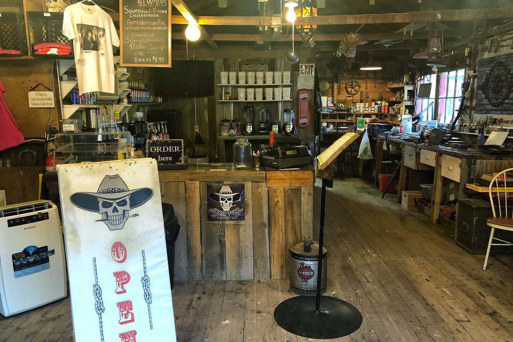 Ghost Town Art & Coffee in Pioche serves burgers, coke and coffee. (Todd Prince/Las Vegas Review-Journal)