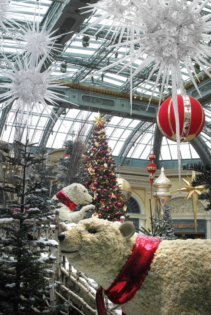 Living; Christmas decorations inside the Bellagio conservatory, Wednesday morning, December 8, 2004. Review-Journal Photo by Clint Karlsen CLINT KARLSEN